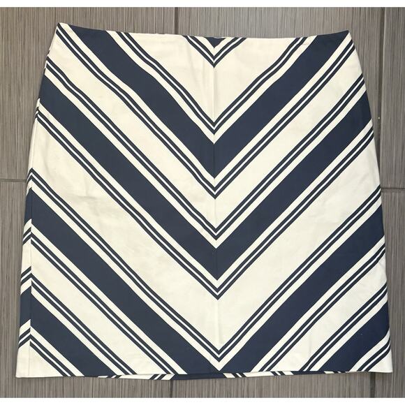 Talbots Dresses & Skirts - Talbots Blue and White Chevron Stripe Mini Skirt Size 12 Lined Cotton NWT